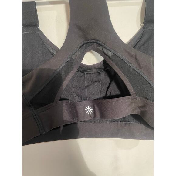Athleta Ultimate Adjustable‎ Sports Bra in Black - Picture 7 of 9